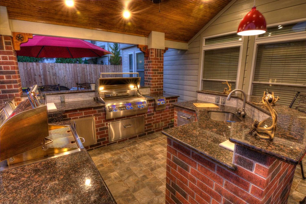 Outdoor Kitchens by HHI Patio Covers